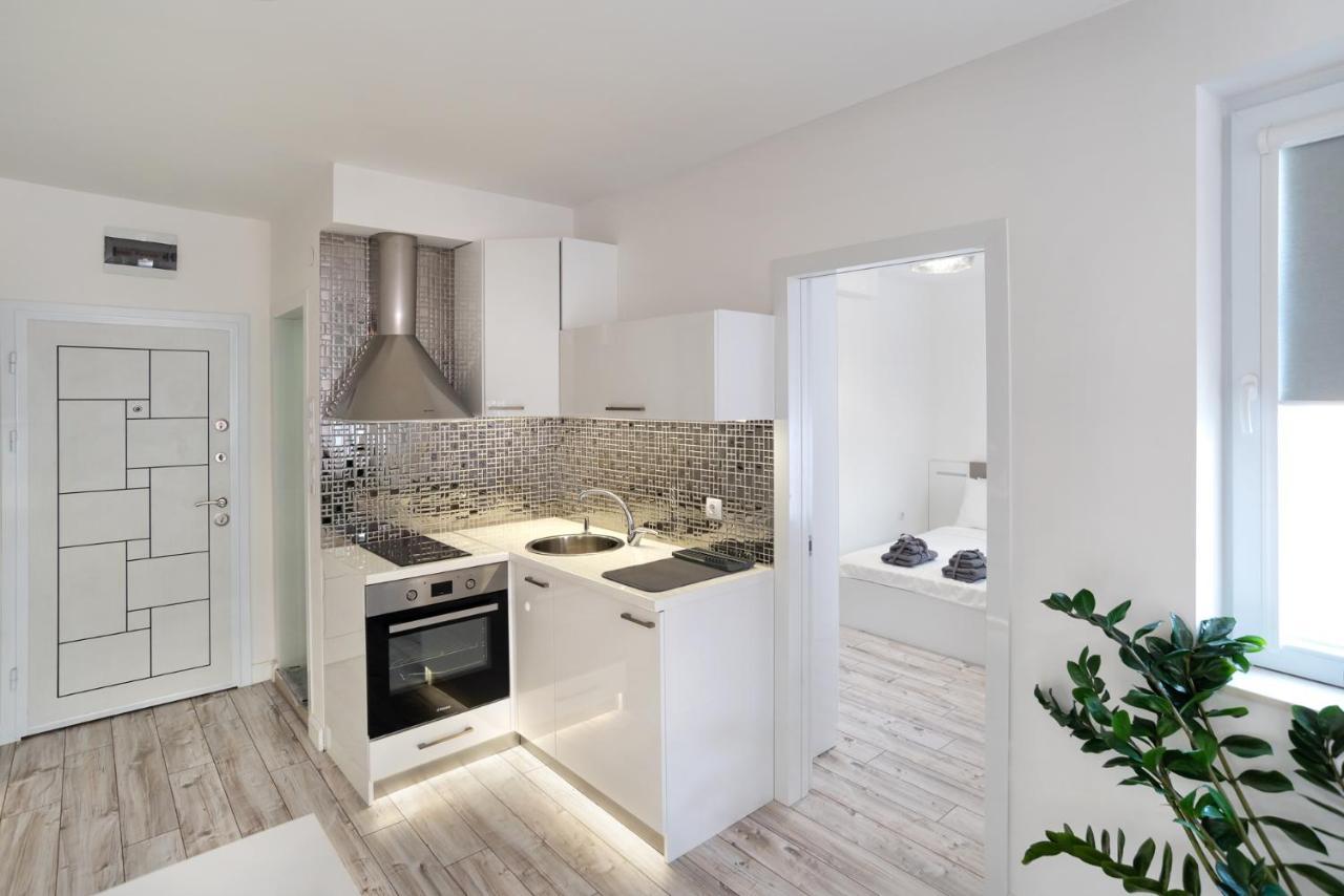 Ferienwohnung Beautiful Place In The Heart Of The City!!!! Plowdiw Exterior foto